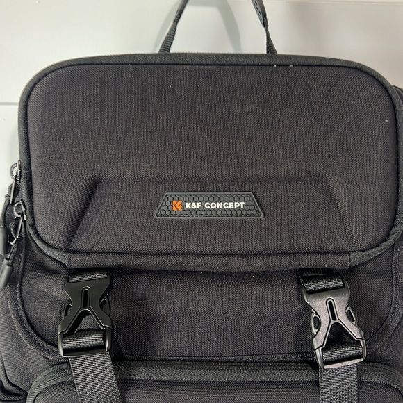 K&F 22L Camera Backpack - Picture 7 of 13